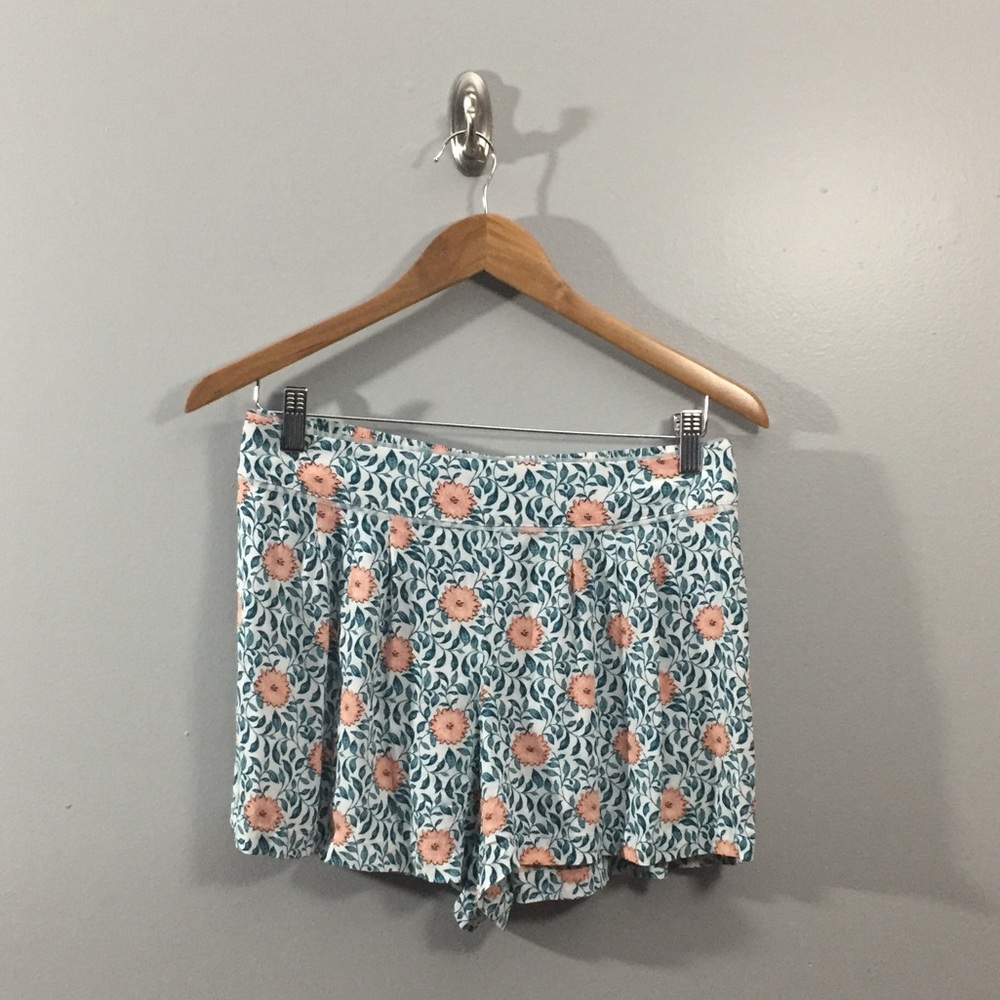 Forever 21 Shift Shorts Size S